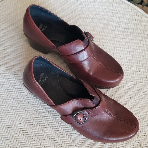 Brown Leather Dansko Mary Jane Clogs - Picture 15 of 16
